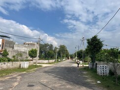 Plot For Sale in Lolai