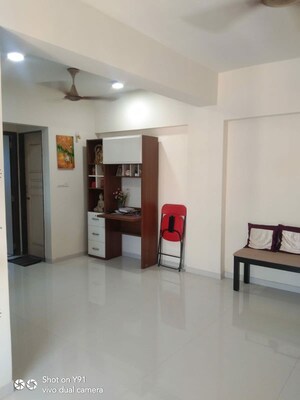 Room in 1 BHK Apartment at Gsa Grandeur, Malad East – for Rent