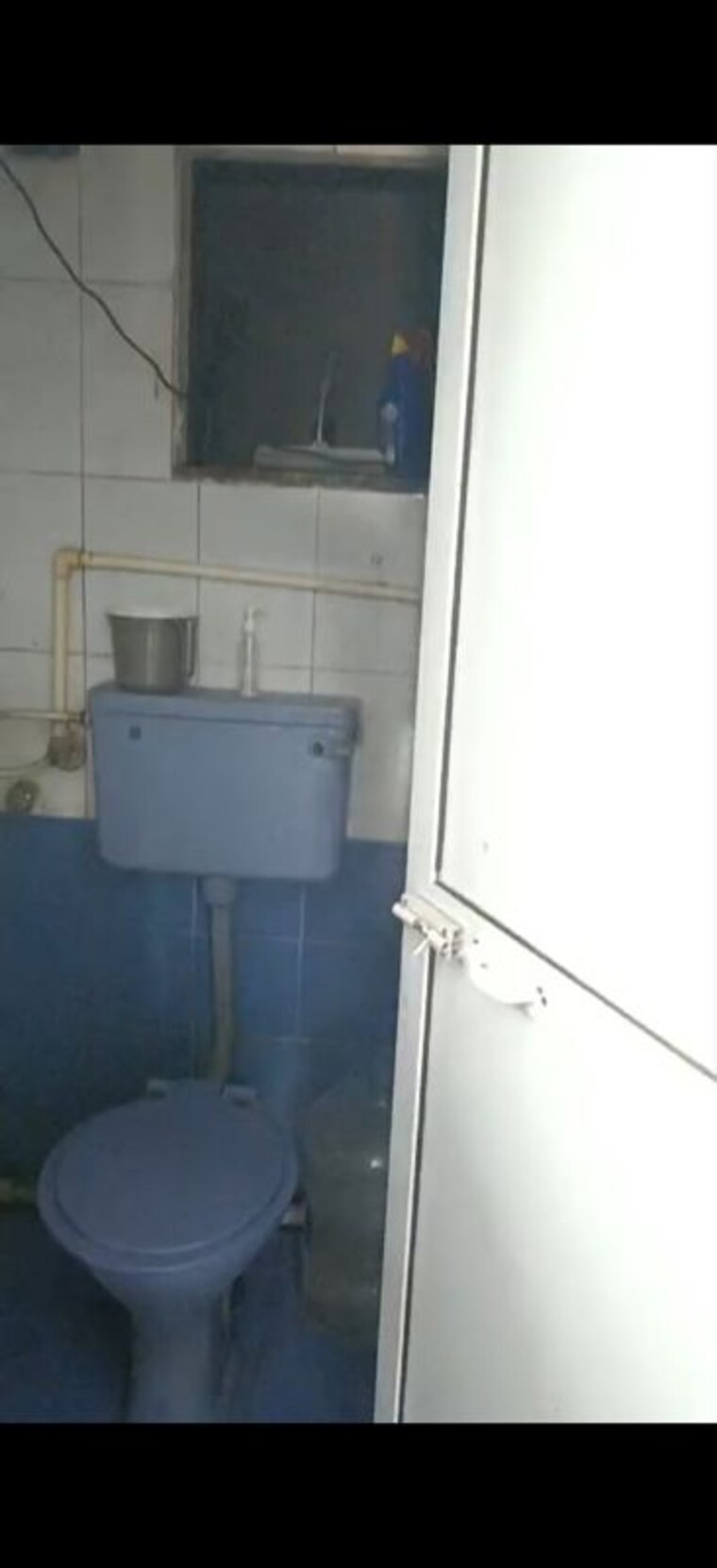 Bathroom, kharghar Commercial Shop 500 Sq.Ft. In Kharghar Navi Mumbai 10415903