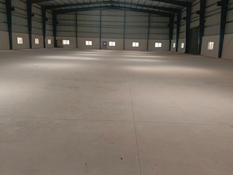 Room, devanahalli Commercial Warehouse 24500 Sq.Ft. In Devanahalli Bangalore 10415914