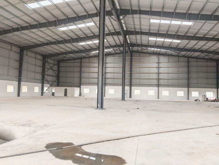 Room, devanahalli Commercial Warehouse 25500 Sq.Ft. In Devanahalli Bangalore 10415924