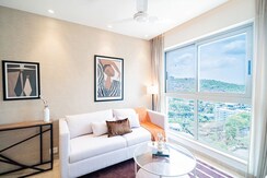 1 BHK Apartment For Sale in Hiranandani Regent Hill