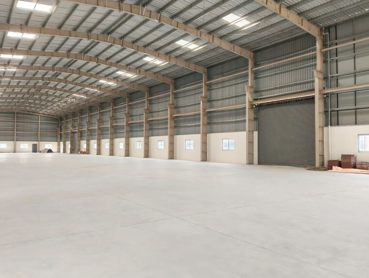 Room, devanahalli Commercial Warehouse 25400 Sq.Ft. In Devanahalli Bangalore 10415959