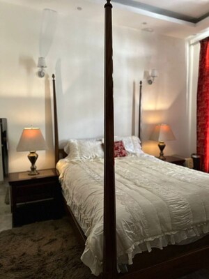 Bedroom in 4 BHK Builder Floor at Dlf Phase I – for Rent