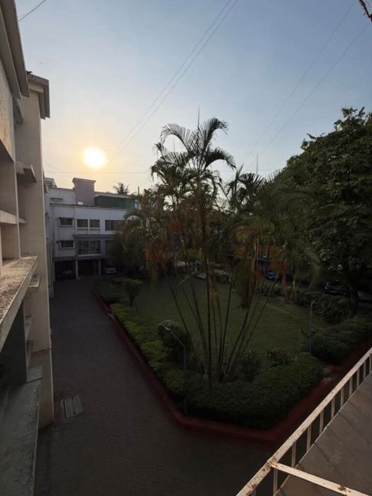 Balcony, devi-vijay-park 3 Bedroom 1500 Sq.Ft. Apartment In Kondhwa Pune 10415952