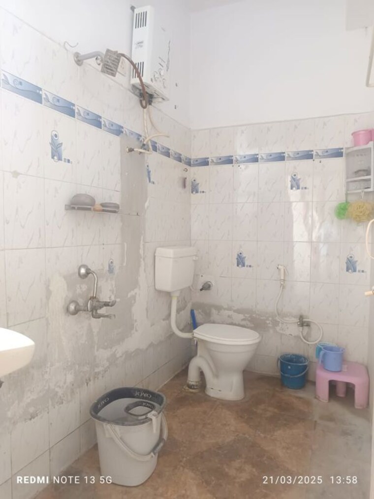 Bathroom, aditi-sadan 4 Bedroom 130 Sq.Ft. Independent House In Old Bowenpally Hyderabad 10415979