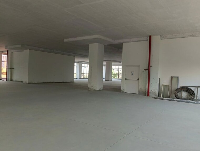 Room, devanahalli Commercial Warehouse 49000 Sq.Ft. In Devanahalli Bangalore 10415983
