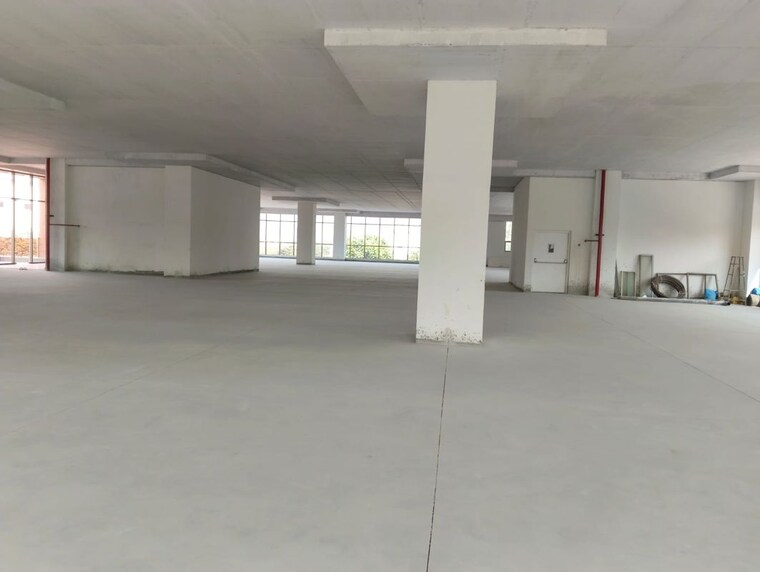Room, devanahalli Commercial Warehouse 49000 Sq.Ft. In Devanahalli Bangalore 10415983