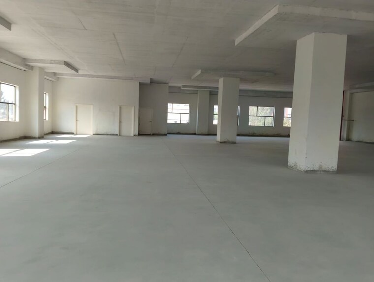 Room, devanahalli Commercial Warehouse 49000 Sq.Ft. In Devanahalli Bangalore 10415983