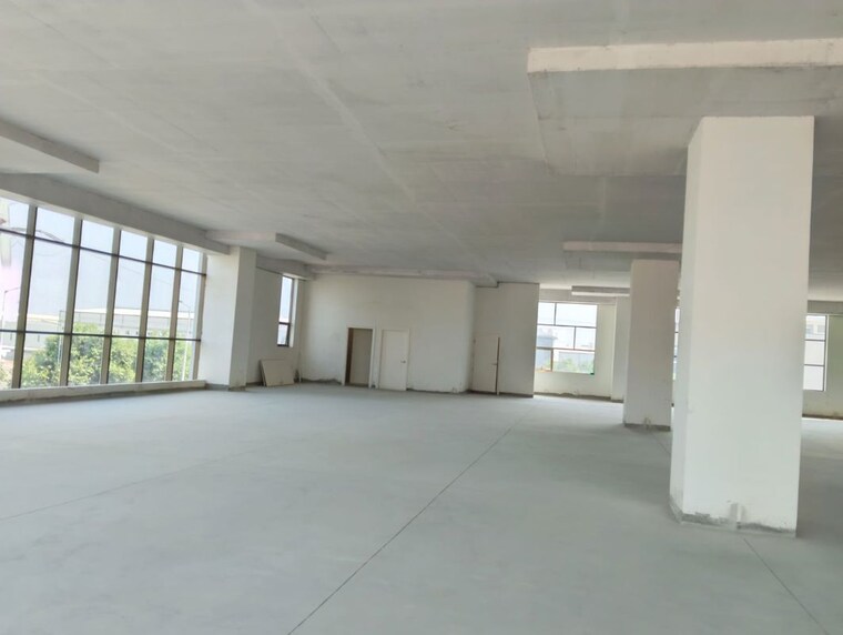 Room, devanahalli Commercial Warehouse 49000 Sq.Ft. In Devanahalli Bangalore 10415983