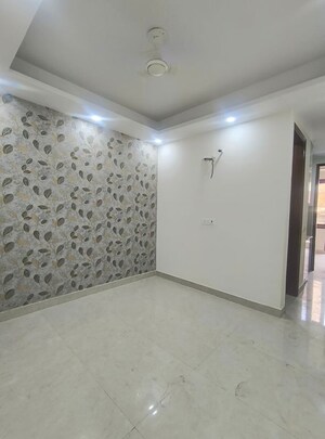 2 BHK Builder Floor For Rent in Govindpuri