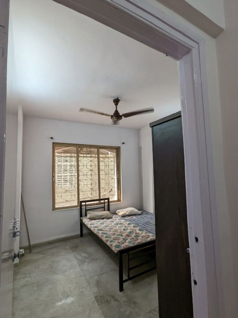 Room, sunrise-apartment-mahim 2 Bedroom 700 Sq.Ft. Apartment In Mahim Mumbai 10416010