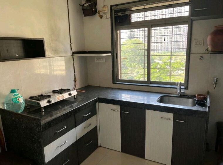 Kitchen, sheth-fiona 1.5 Bedroom 800 Sq.Ft. Apartment In Pokhran Road No Two Thane 10416007