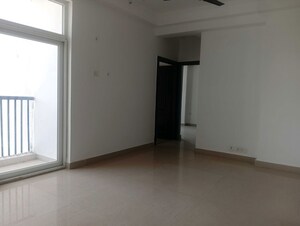 Room in 2 BHK Apartment at Amrapali Platinum, Sector 119 – for Sale