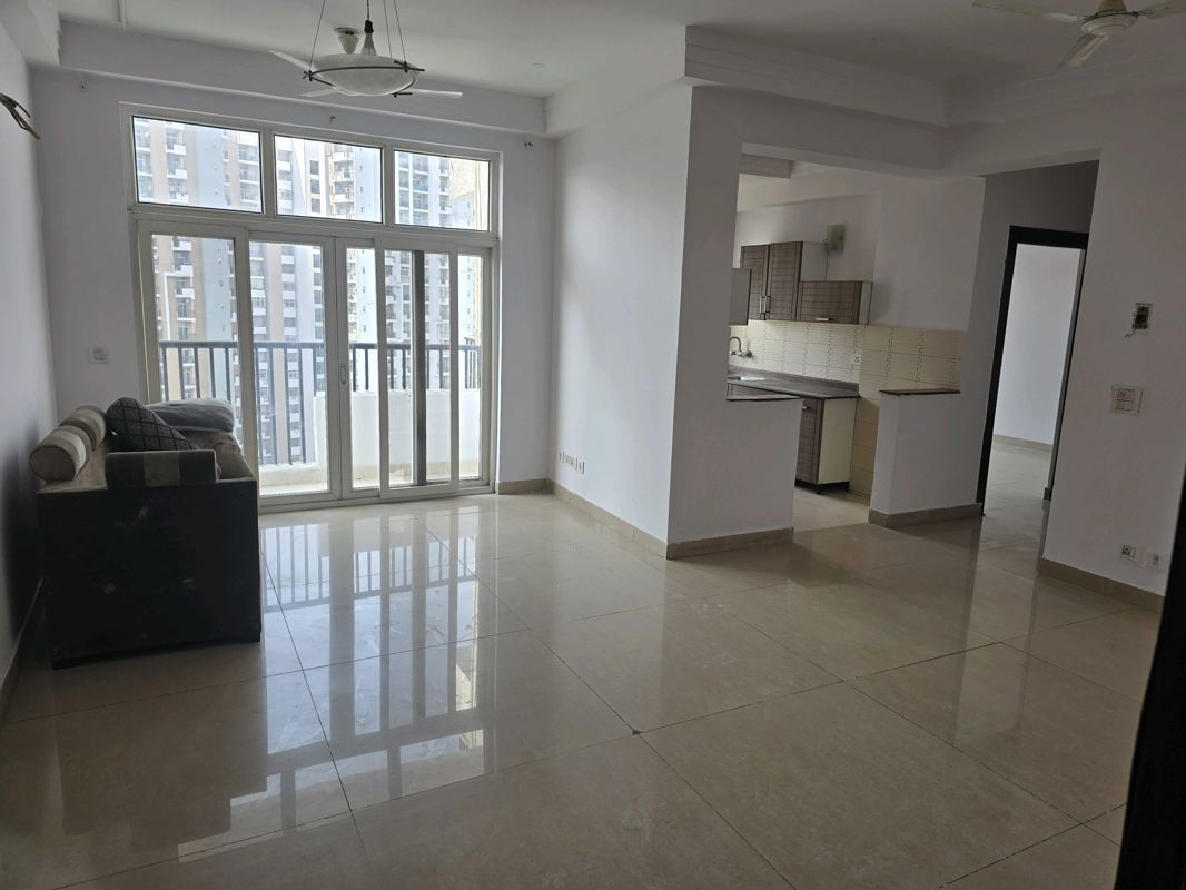 3 BHK Apartment For Sale in Amrapali Platinum