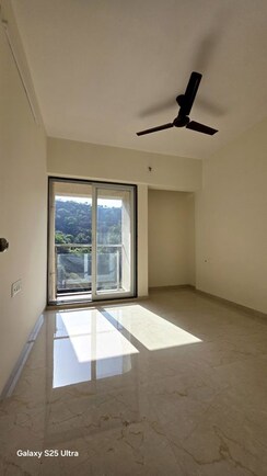 2 BHK + Pooja Room Apartment For Sale in Mahavir Square