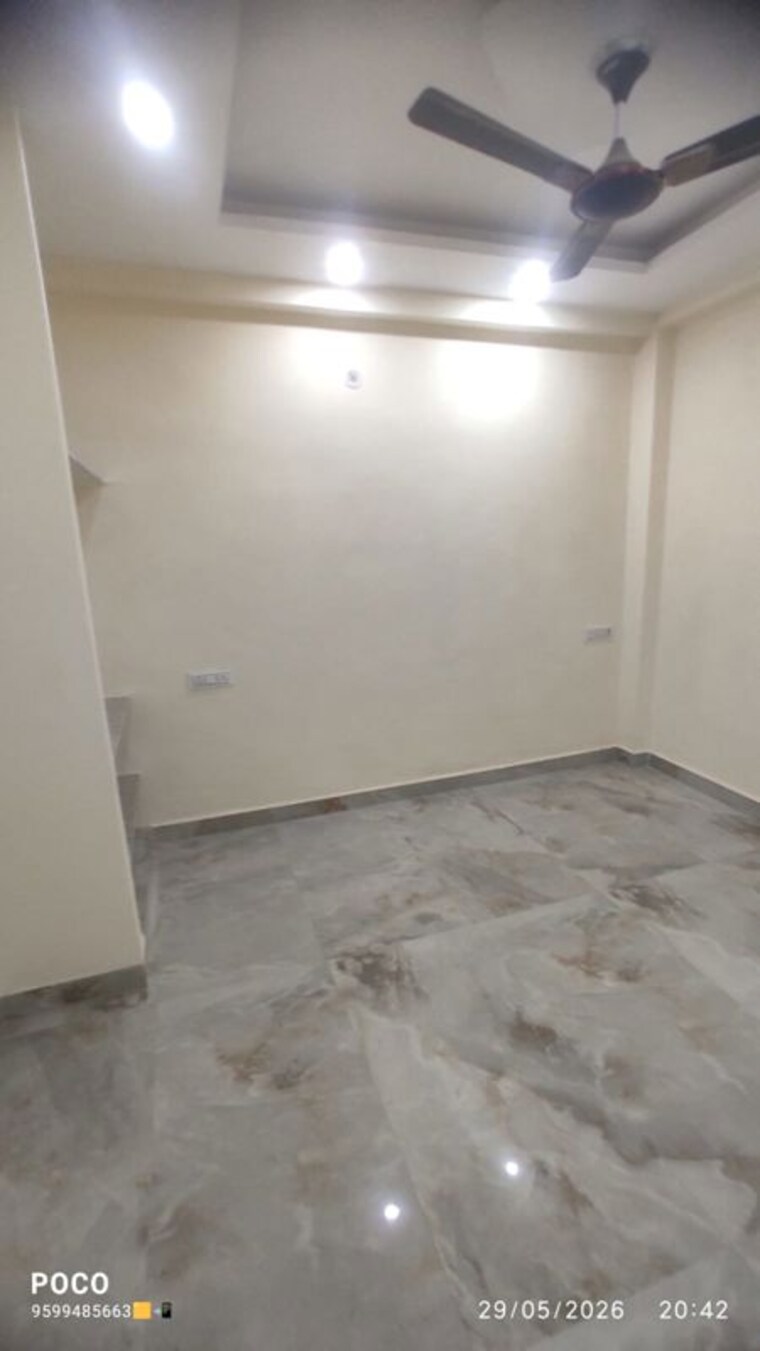 Room, mehrauli 2 Bedroom 700 Sq.Ft. Builder Floor In Mehrauli Delhi 10413153
