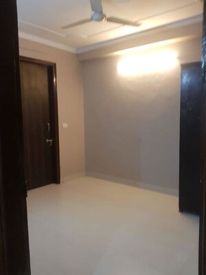 Room in 2 BHK Builder Floor at Mehrauli – for Sale
