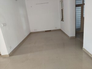 Room in 2 BHK Villa at Maulviganj – for Rent