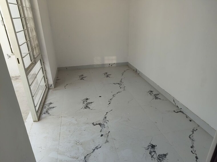 Room, maulviganj 2 Bedroom 1800 Sq.Ft. Villa In Maulviganj Lucknow 10416217