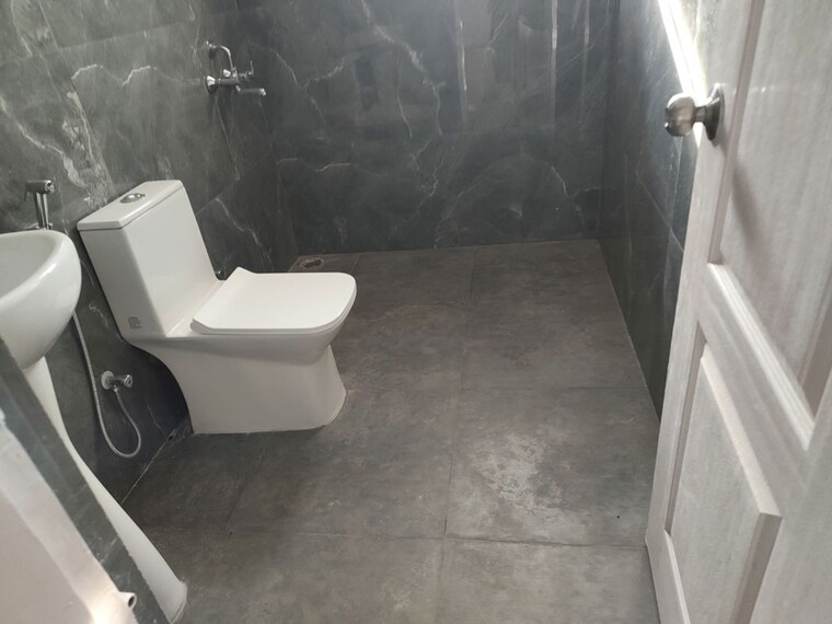 Bathroom, maulviganj 2 Bedroom 1800 Sq.Ft. Villa In Maulviganj Lucknow 10416217