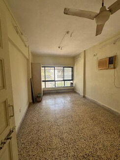 2 BHK Apartment For Rent in Mahim West