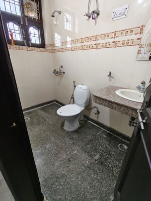 Team Area in 2 BHK Builder Floor at Sector 31 – for Rent