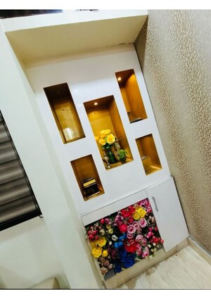 Furnished Amenities in 4 BHK Apartment at Dilshad Colony – for Sale