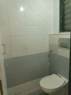 Bathroom in 1 BHK Apartment at Dwarka – for Rent