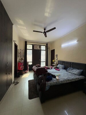 Bedroom in 3 BHK Villa at Sector 23 – for Rent