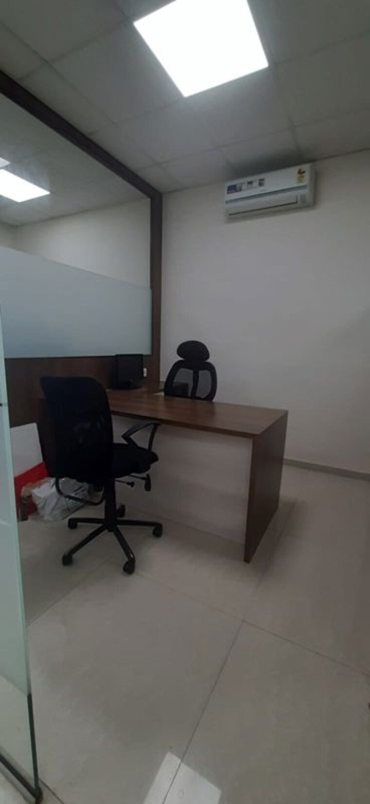Team Area, ellora-fiesta Commercial Office Space 1500 Sq.Ft. In Sanpada Navi Mumbai 10416269