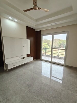 3 BHK Builder Floor For Rent in Sector 23
