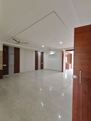 4 BHK Builder Floor For Rent in Sector 23