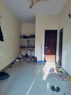 Living Room in 3.5 BHK Villa at Sector 71 – for Rent