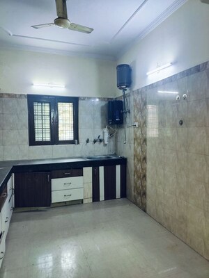 Kitchen in 3.5 BHK Villa at Sector 71 – for Rent