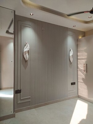 Building Lobby in 2 BHK Builder Floor at Indrapuram – for Rent