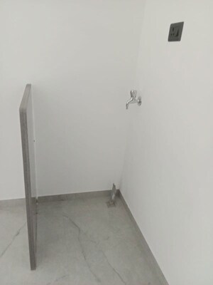 Furnished Amenities in 2.5 BHK Apartment at Gurukul Complex Kharadi, Kharadi – for Rent