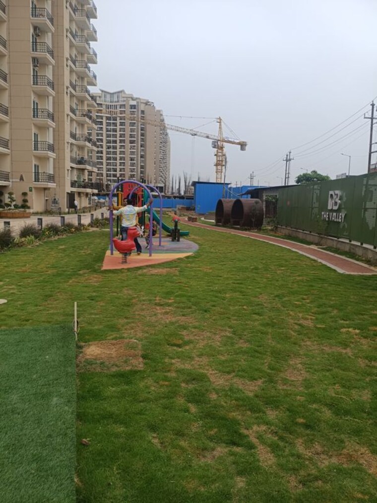 Garden, bisrakh jalalpur 3 Bedroom 1515 Sq.Ft. Apartment In Bisrakh Jalalpur Greater Noida 10416409