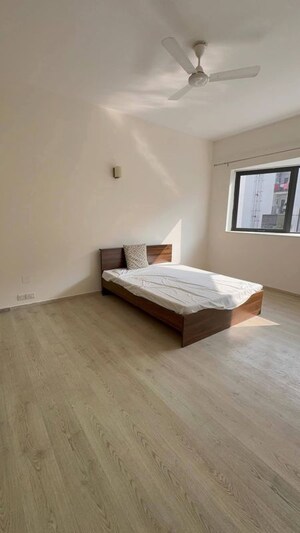 Room in 2 BHK Apartment at Ireo Skyon, Sector 60 – for Rent