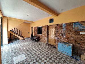 Parking in 1 BHK Apartment at High Grounds – for Rent