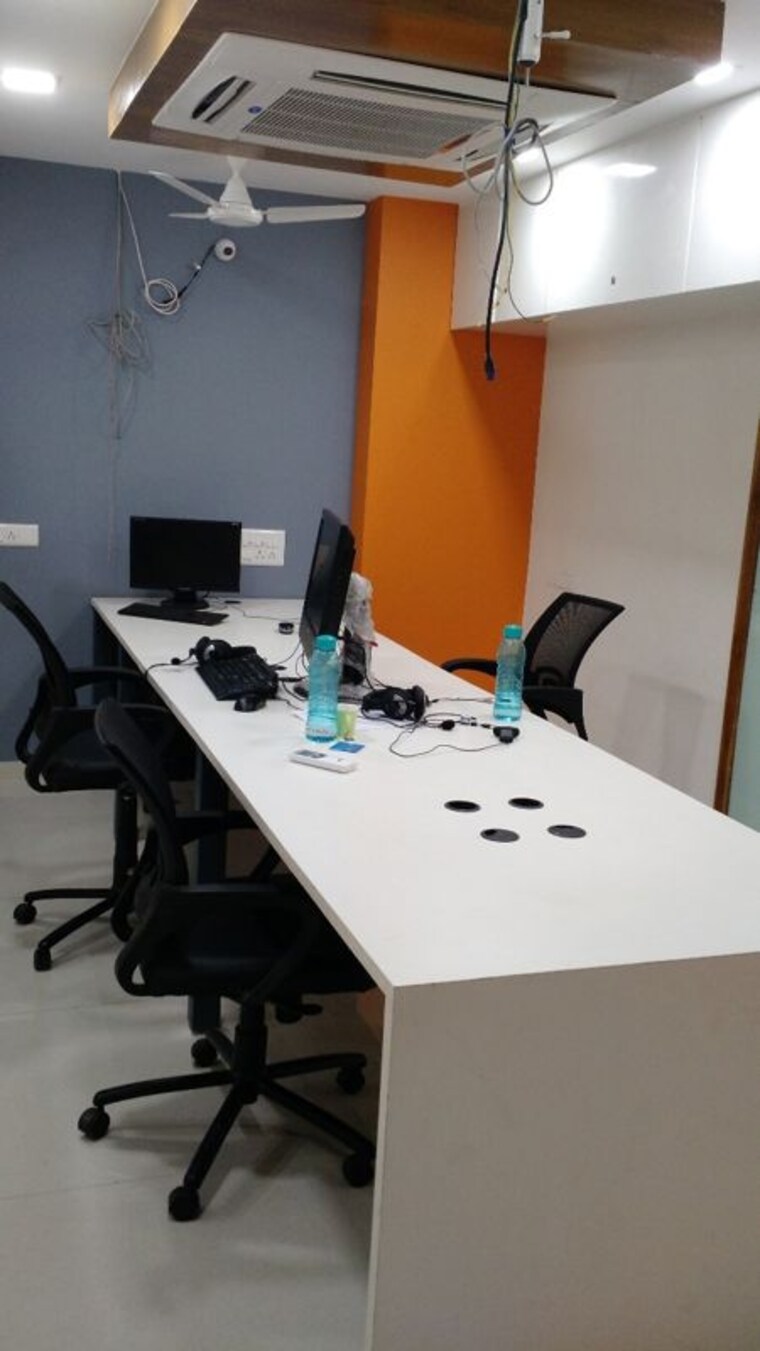 Team Area, iscon-emporio Commercial Office Space 2350 Sq.Ft. In Jodhpur Ahmedabad 10416434
