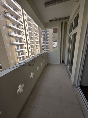 Kitchen in 3 BHK Apartment at Amrapali Silicon City, Sector 76 – for Sale