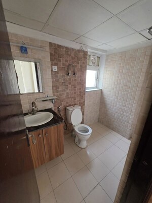 Kitchen in 3 BHK Apartment at Amrapali Silicon City, Sector 76 – for Sale
