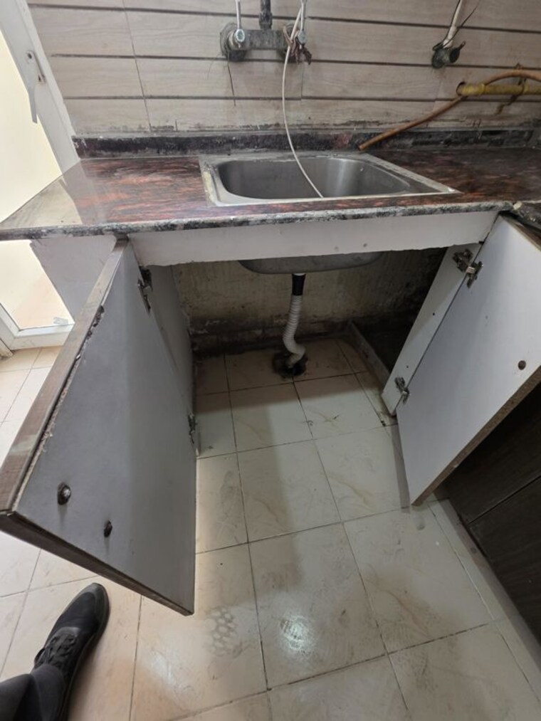 Kitchen, amrapali-silicon-city 3 Bedroom 1325 Sq.Ft. Apartment In Sector 76 Noida 10416439
