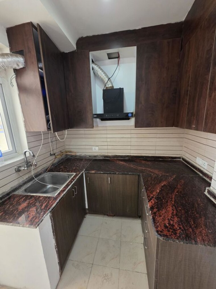 Kitchen, amrapali-silicon-city 3 Bedroom 1325 Sq.Ft. Apartment In Sector 76 Noida 10416439
