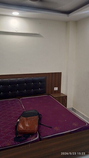 Bedroom in 1 RK Builder Floor at Sector 44 – for Rent
