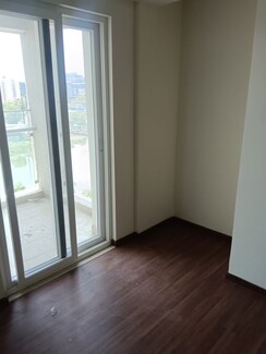 Studio+ Pooja Room Apartment For Rent in Puravankara Silversands