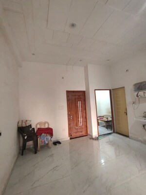 Living Room in 2 BHK Independent House at Ganeshpur Rahmanpur – for Rent