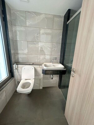 Bathroom in 4 BHK Apartment at Rustomjee Crown, Prabhadevi – for Sale