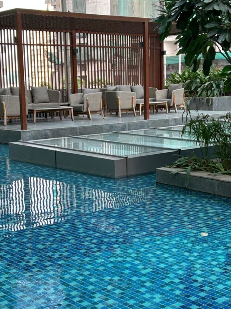 Swimming Pool, rustomjee-crown 4 Bedroom 2190 Sq.Ft. Apartment In Prabhadevi Mumbai 10416516